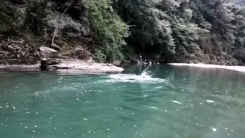 北川安昌灯具安装